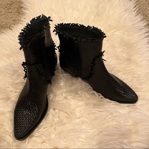 Saint G Nora Woven Black Boots*NEW - Picture 2 of 4